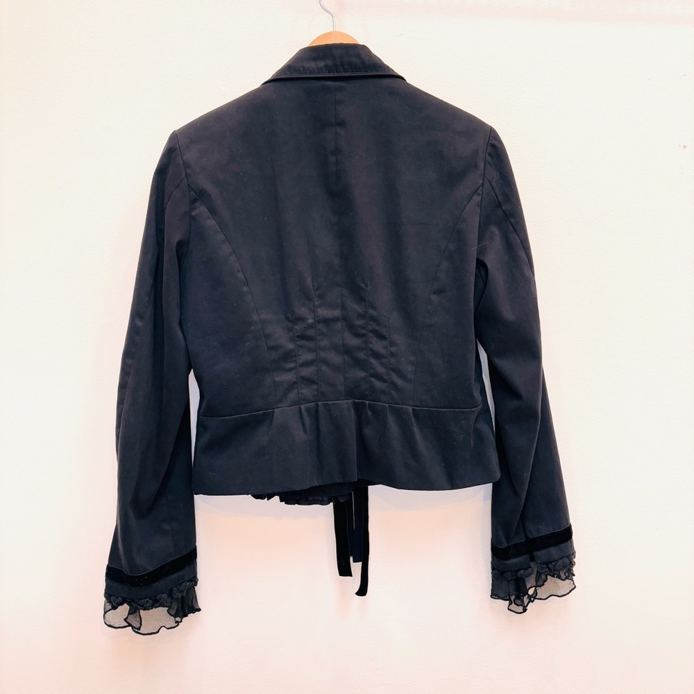 sandwich_  Vintage Cropped Blazer Size 10 Velvet / Silk Ruffle Trim Romantic - Picture 8 of 13